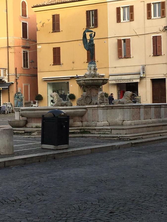 Ferienwohnung Res. CENTRO STORICO Fano Exterior foto