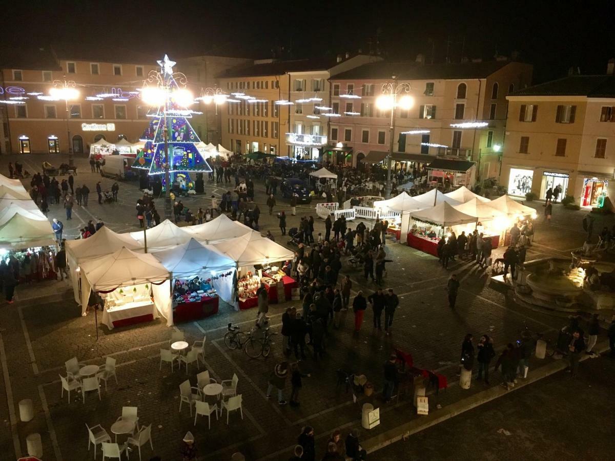 Ferienwohnung Res. CENTRO STORICO Fano Exterior foto